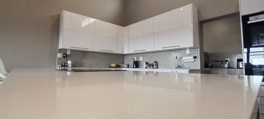 4 Bedroom Property for Sale in Monte Christo Western Cape